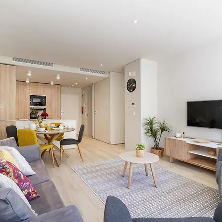 Stylish Apt In Liberdade With Parking By Lovelystay-2